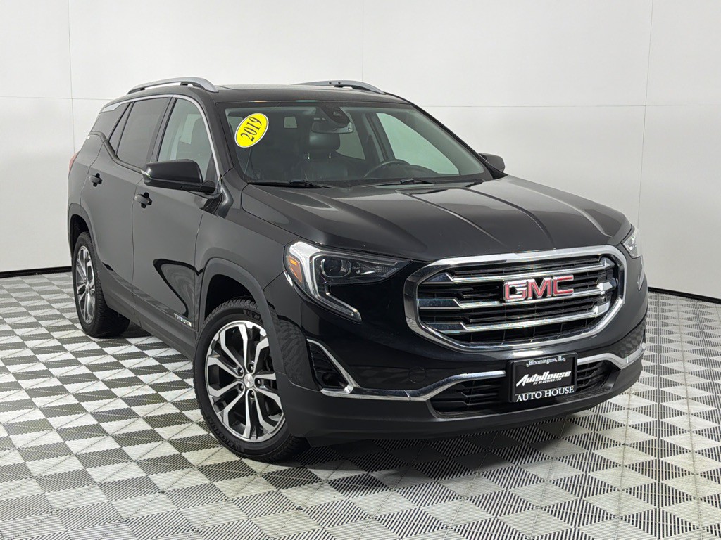 2019 GMC Terrain Image 2