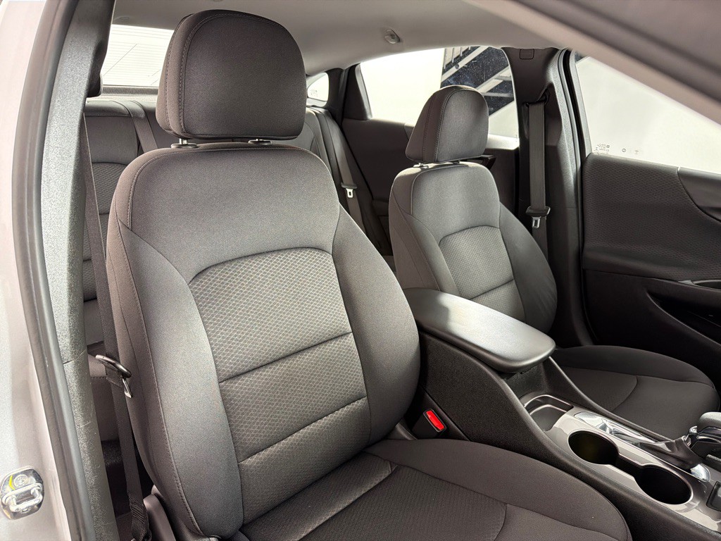 2022 Chevrolet Malibu Image 24