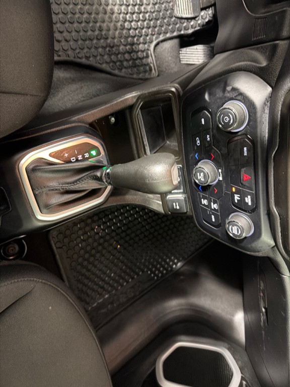 2021 Jeep Renegade Image 17