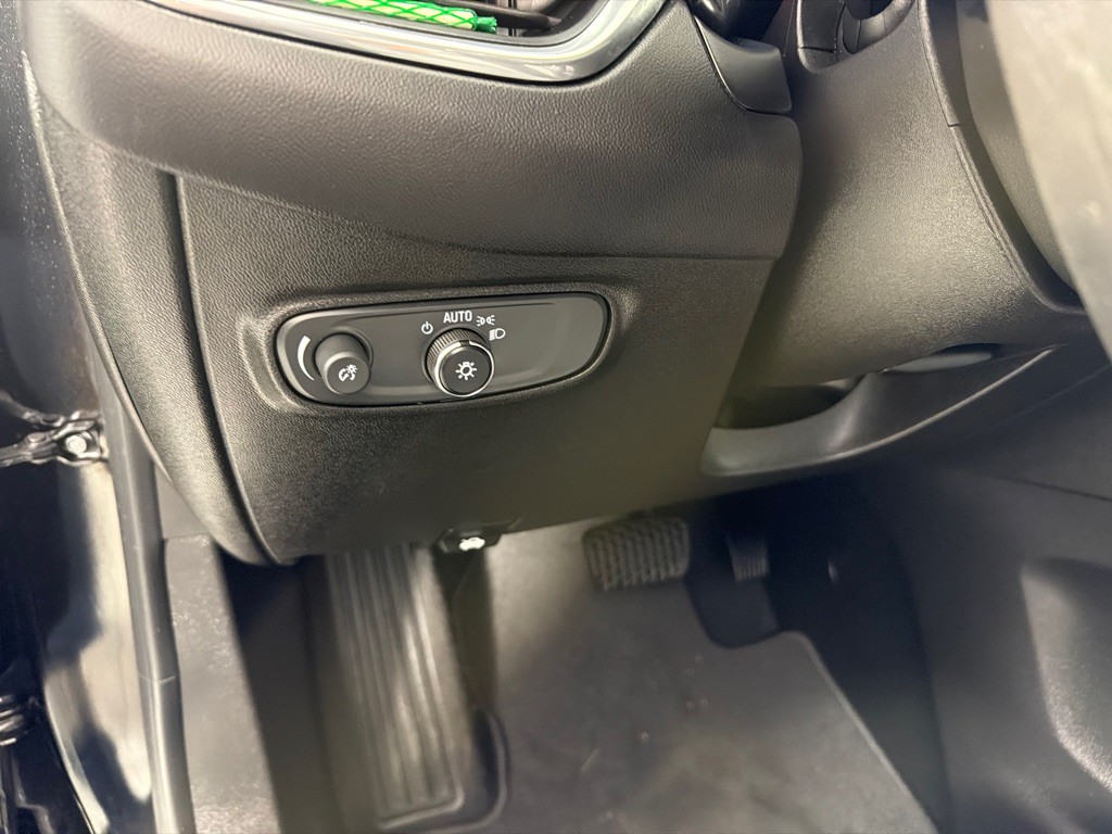 2020 Chevrolet Equinox Image 14