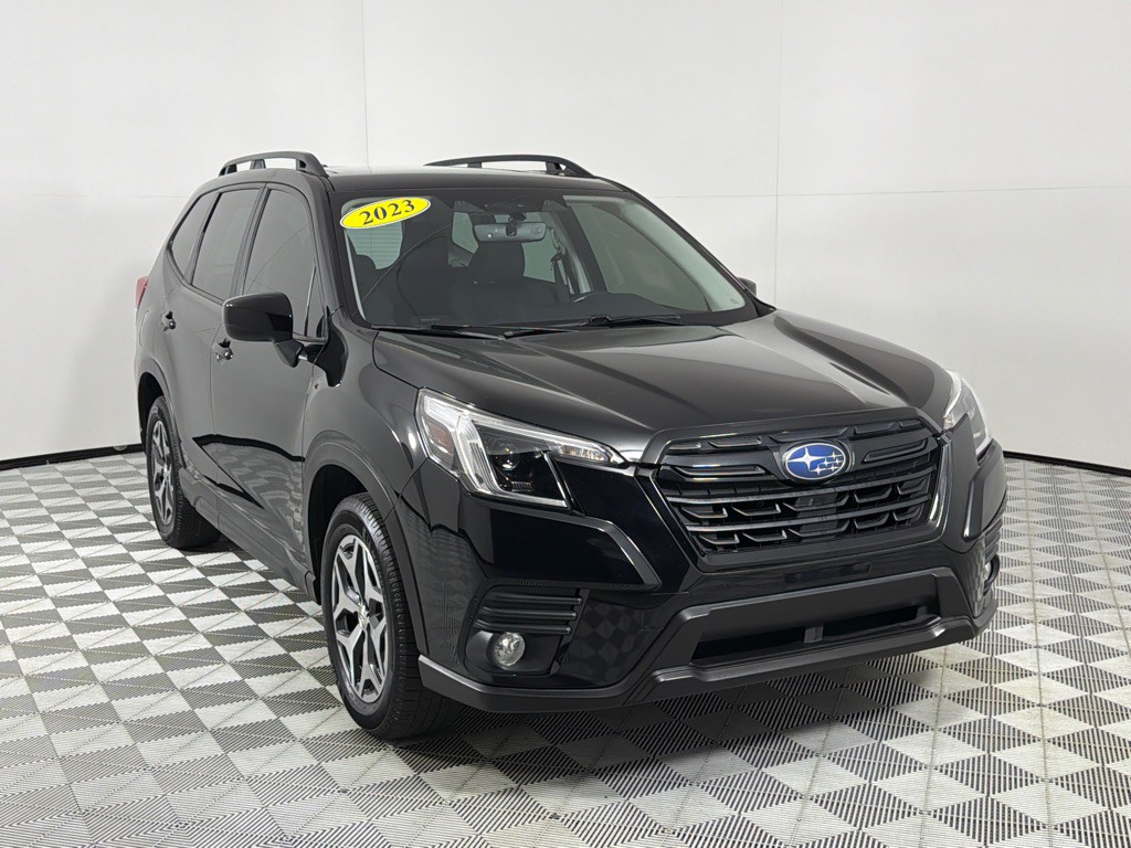 2023 Subaru Forester Image 3