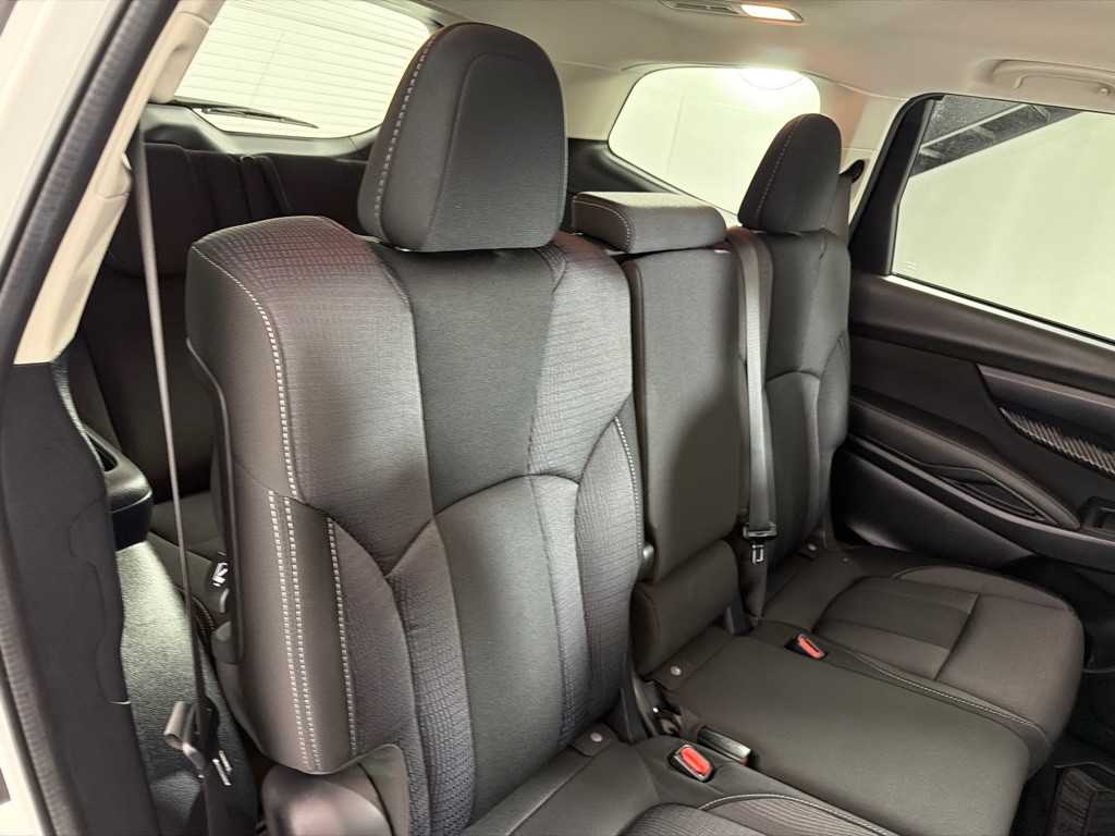 2023 Subaru Ascent Image 24