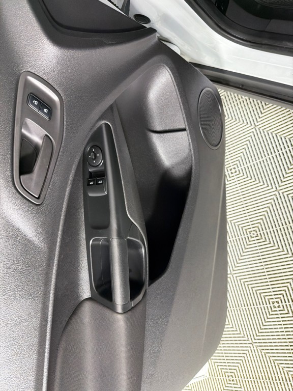 2017 Ford Transit Connect Image 10