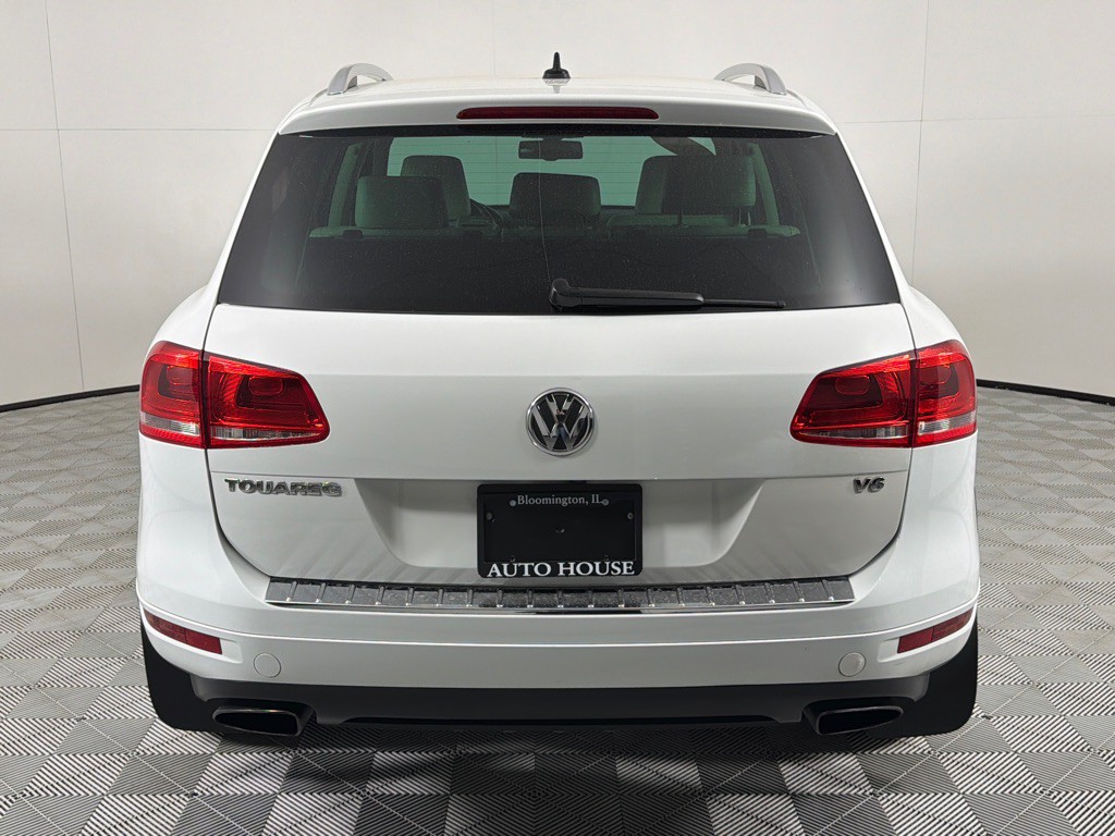 2013 Volkswagen Touareg Image 6