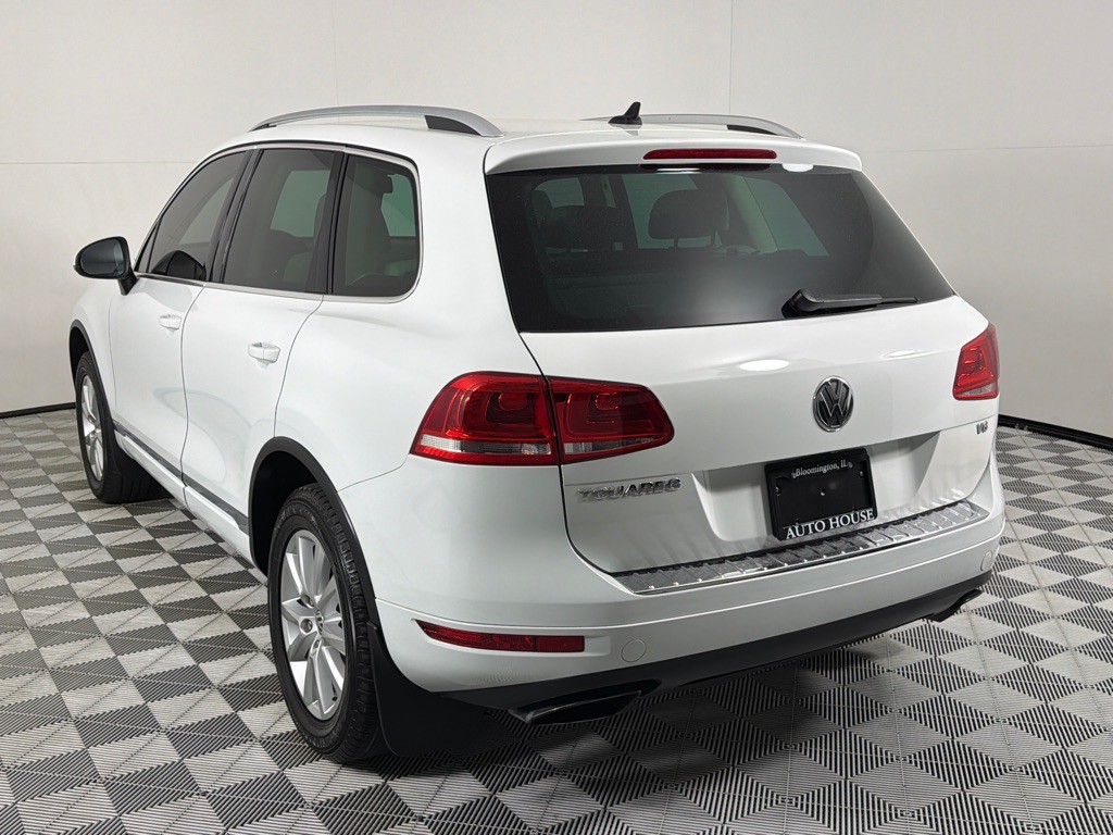 2013 Volkswagen Touareg Image 7