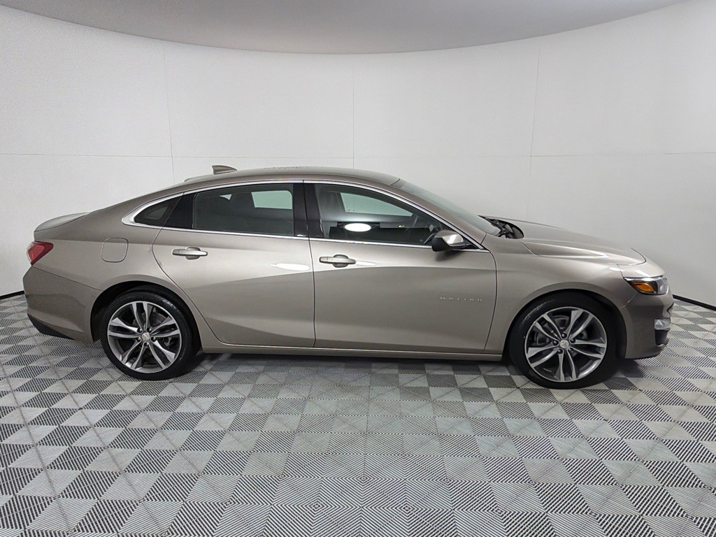 2022 Chevrolet Malibu Image 4