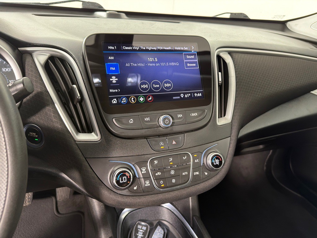 2022 Chevrolet Malibu Image 14