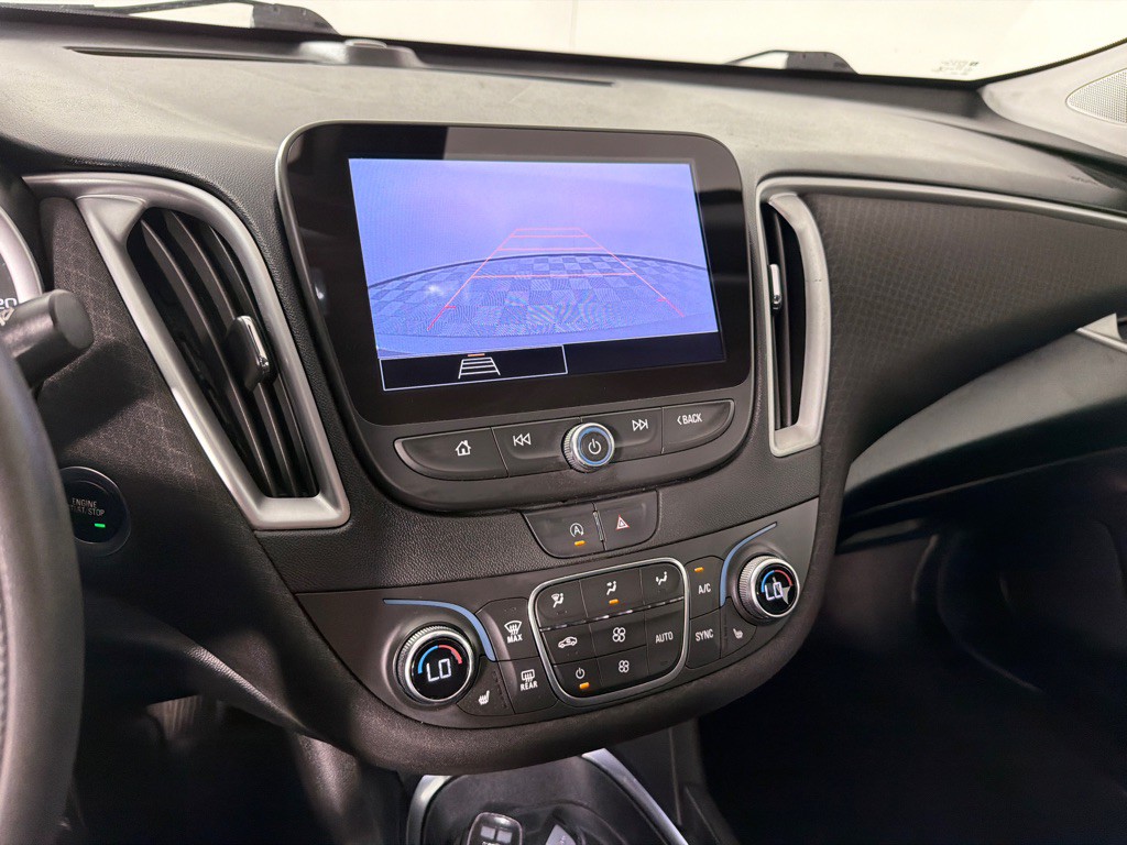2022 Chevrolet Malibu Image 15