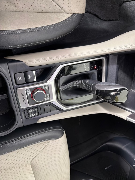 2023 Subaru Forester Image 17