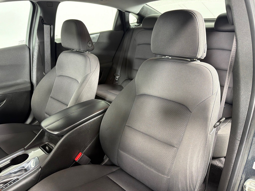 2018 Chevrolet Malibu Image 11