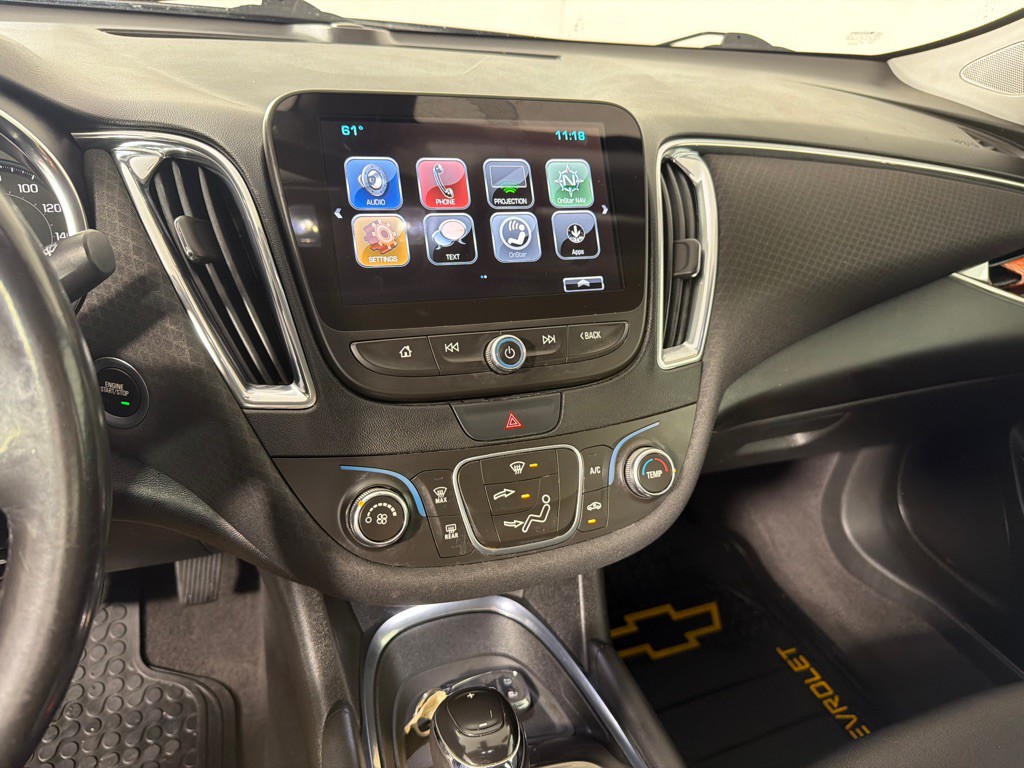 2018 Chevrolet Malibu Image 14