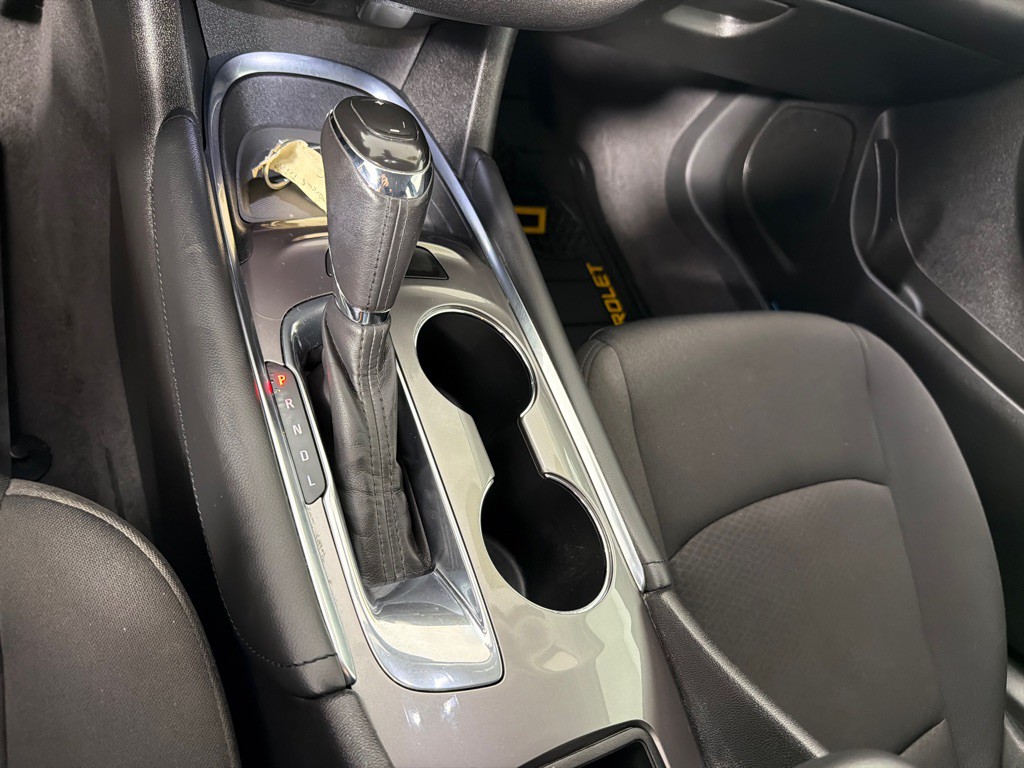 2018 Chevrolet Malibu Image 16