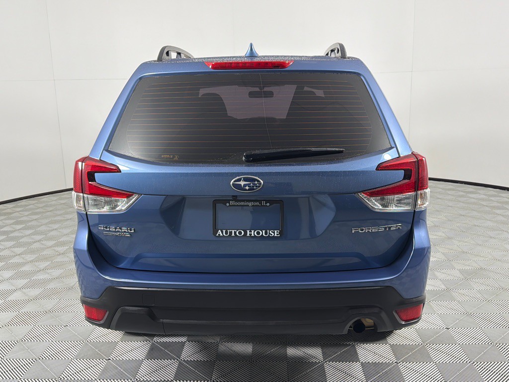 2023 Subaru Forester Image 6