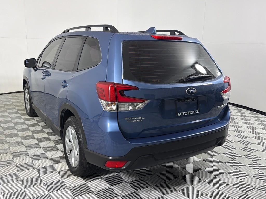 2023 Subaru Forester Image 7