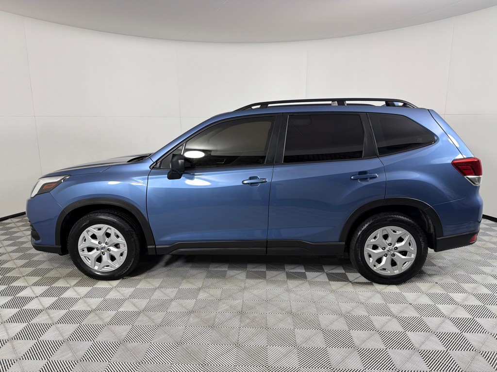2023 Subaru Forester Image 8