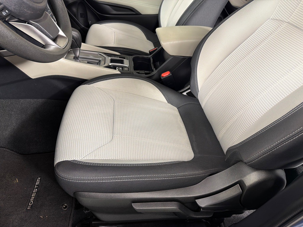 2023 Subaru Forester Image 12
