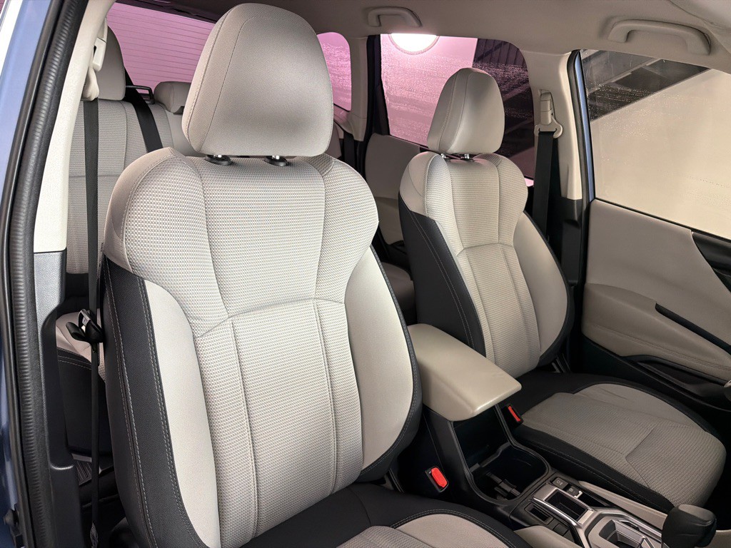 2023 Subaru Forester Image 25