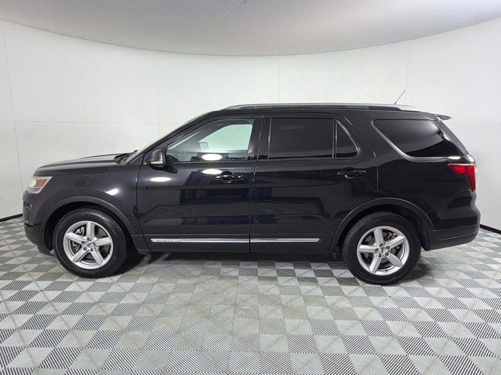 2019 Ford Explorer Image 8