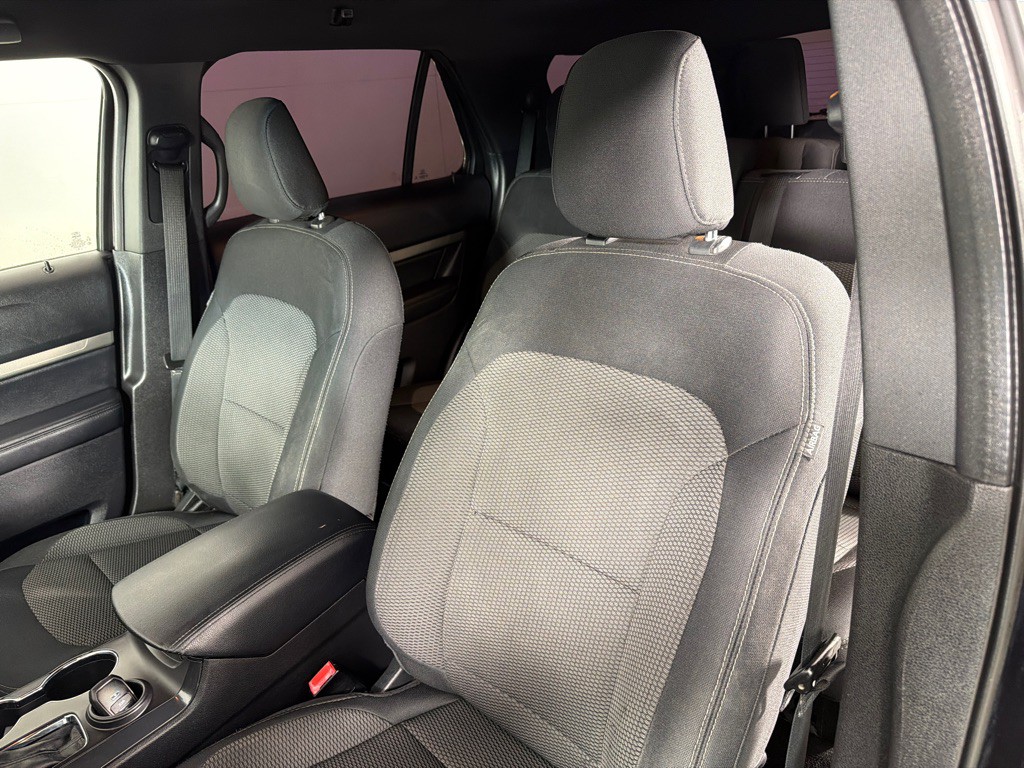 2019 Ford Explorer Image 12