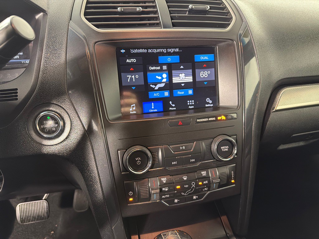 2019 Ford Explorer Image 15