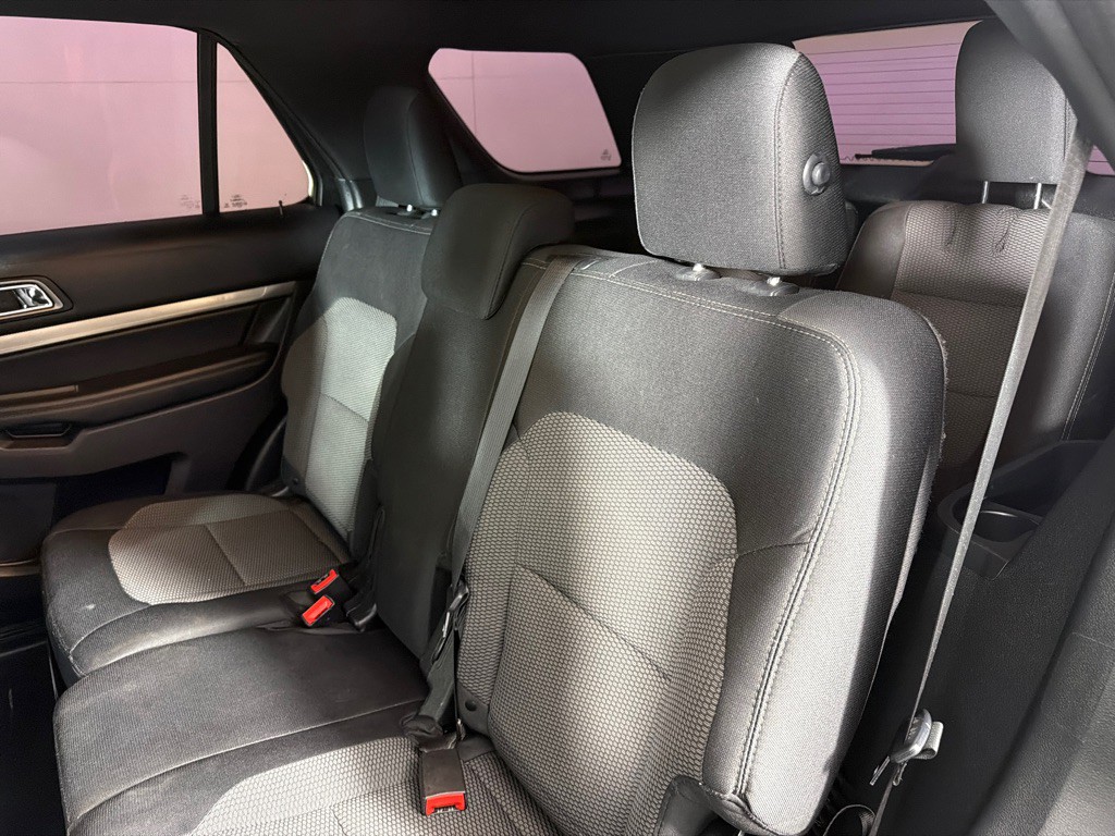 2019 Ford Explorer Image 18