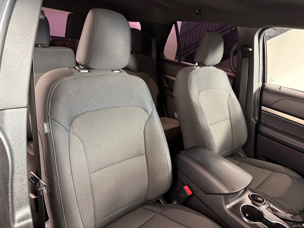 2019 Ford Explorer Image 24