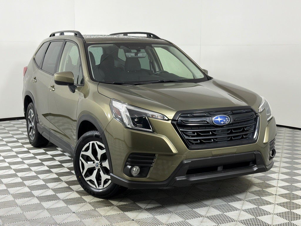 2023 Subaru Forester Image 2