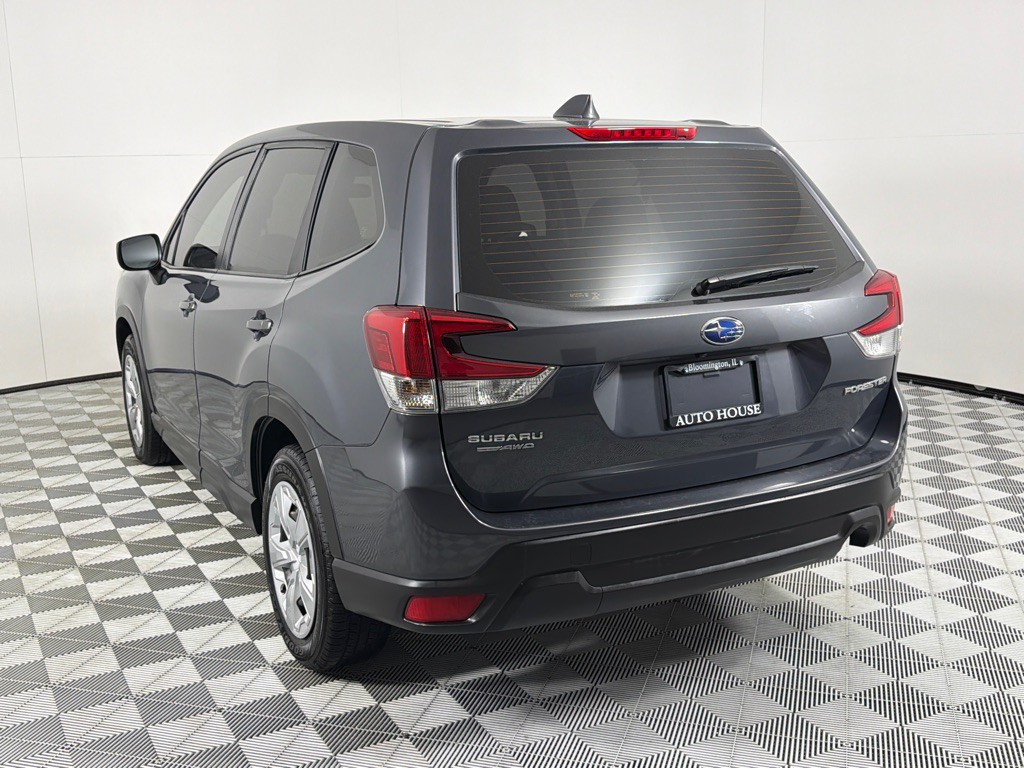 2022 Subaru Forester Image 7