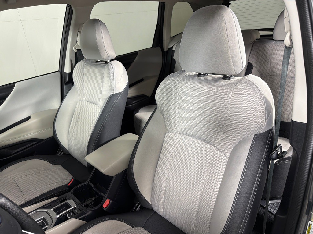 2022 Subaru Forester Image 11