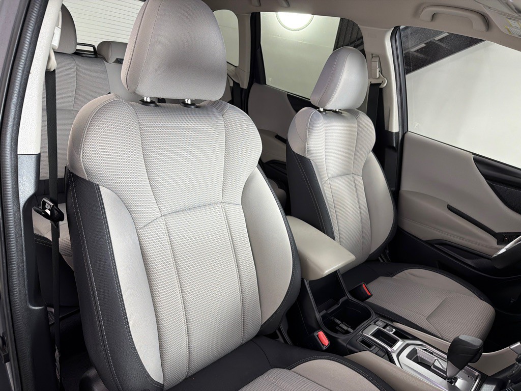 2022 Subaru Forester Image 21