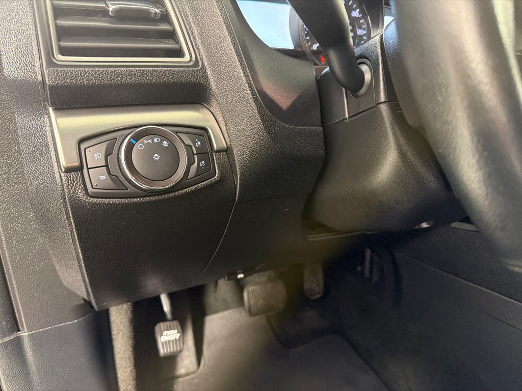 2018 Ford Explorer Image 15