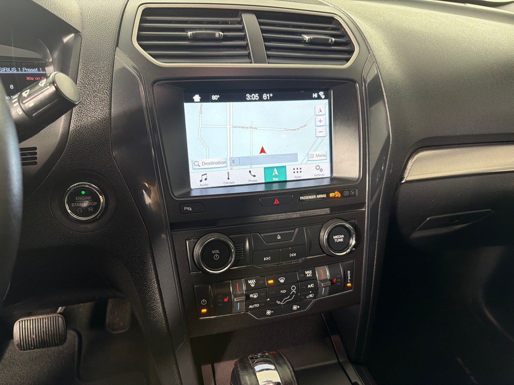 2018 Ford Explorer Image 17