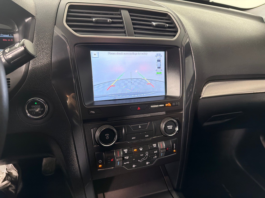 2018 Ford Explorer Image 18