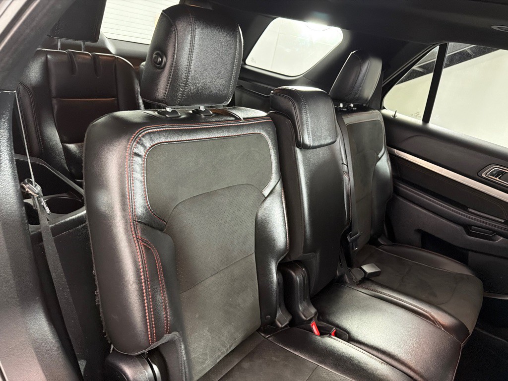 2018 Ford Explorer Image 25