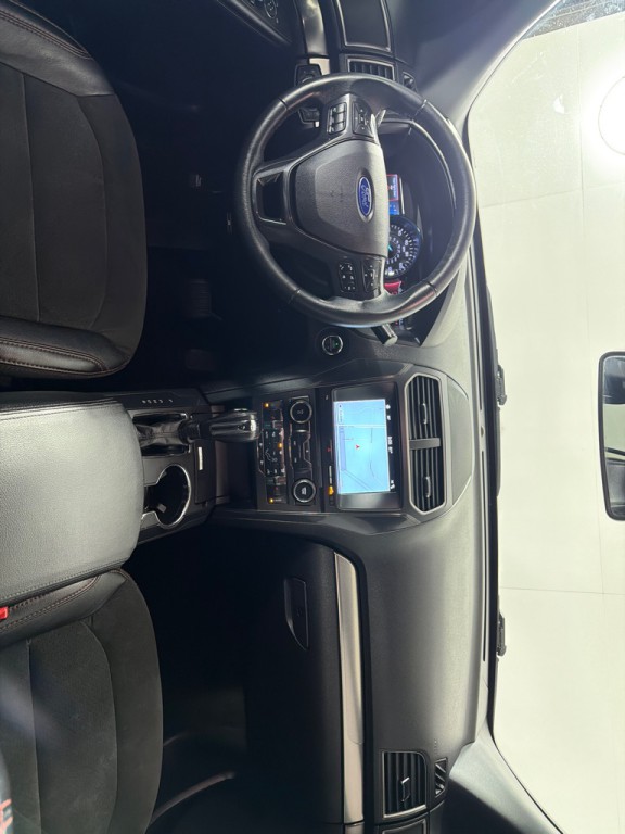 2018 Ford Explorer Image 28
