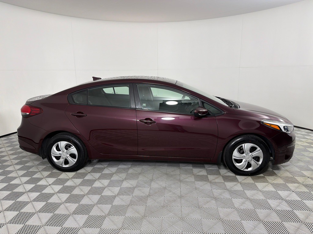2018 Kia Forte Image 4