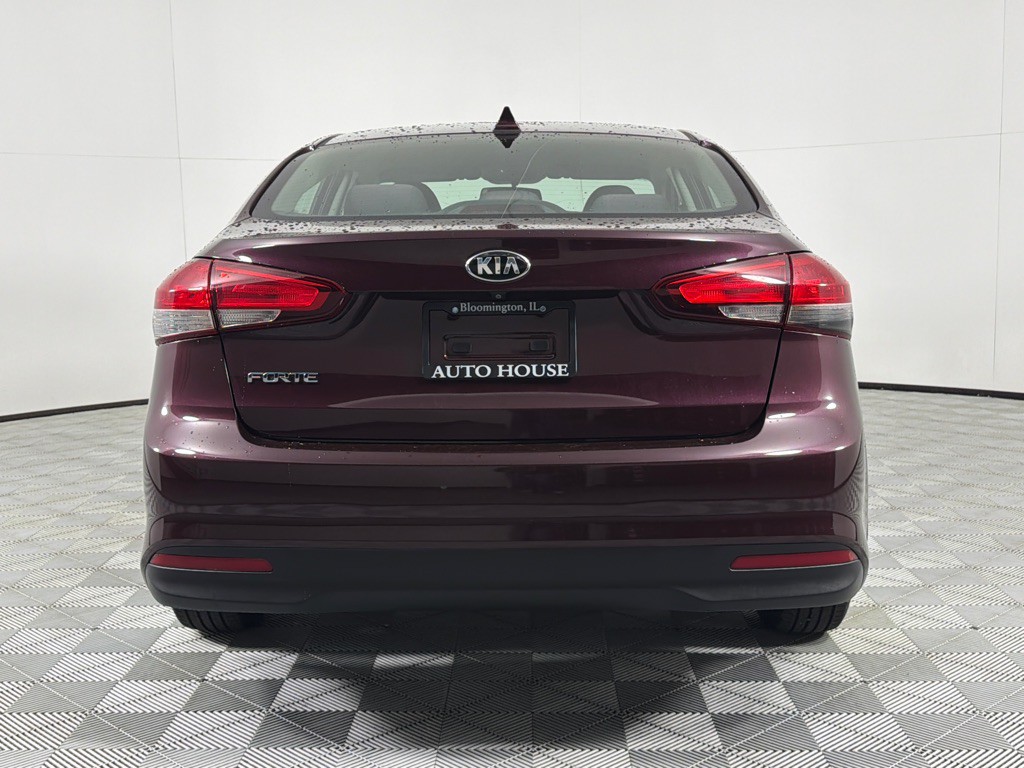 2018 Kia Forte Image 6