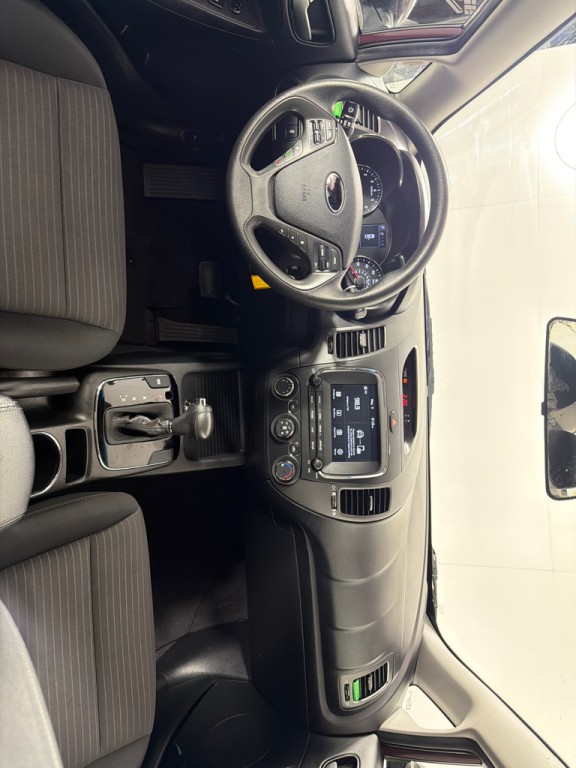2018 Kia Forte Image 24