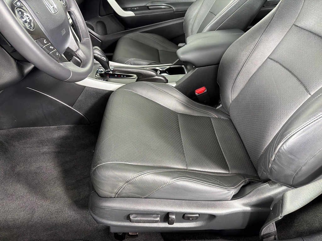 2013 Honda Accord Image 12