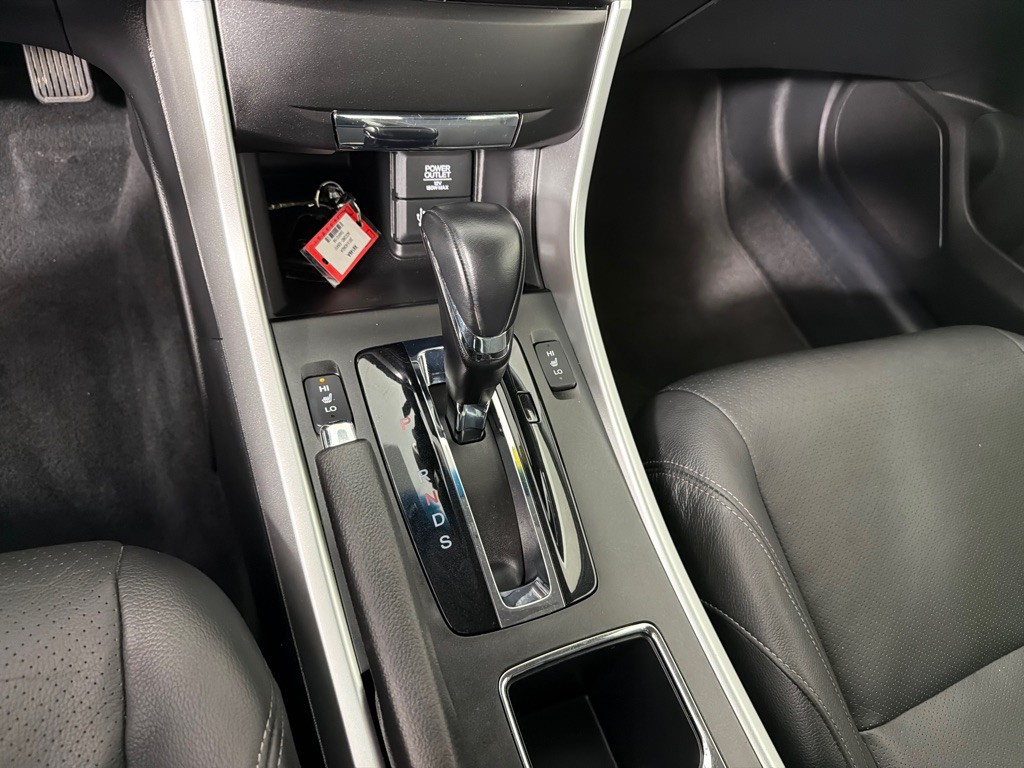2013 Honda Accord Image 19