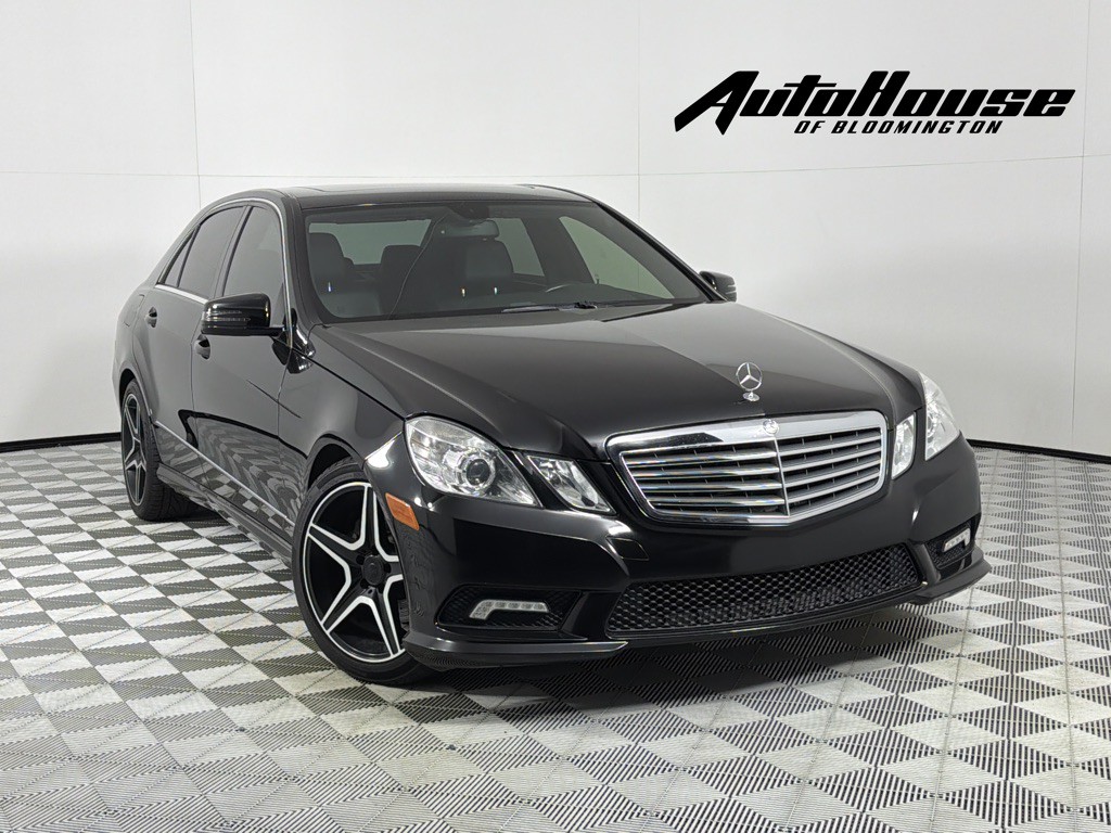 2011 Mercedes-Benz E-Class Image 1
