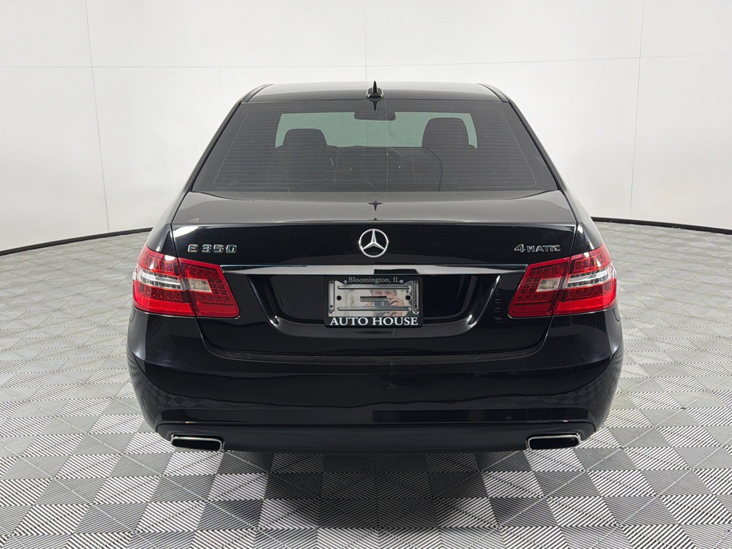 2011 Mercedes-Benz E-Class Image 6