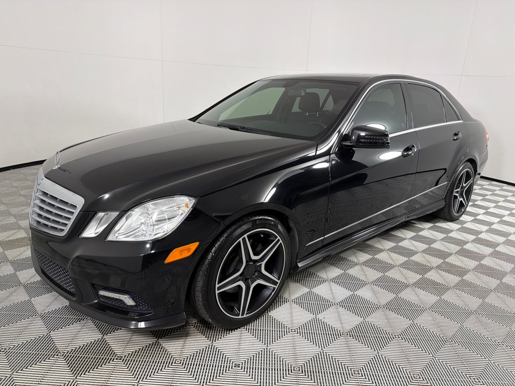 2011 Mercedes-Benz E-Class Image 9