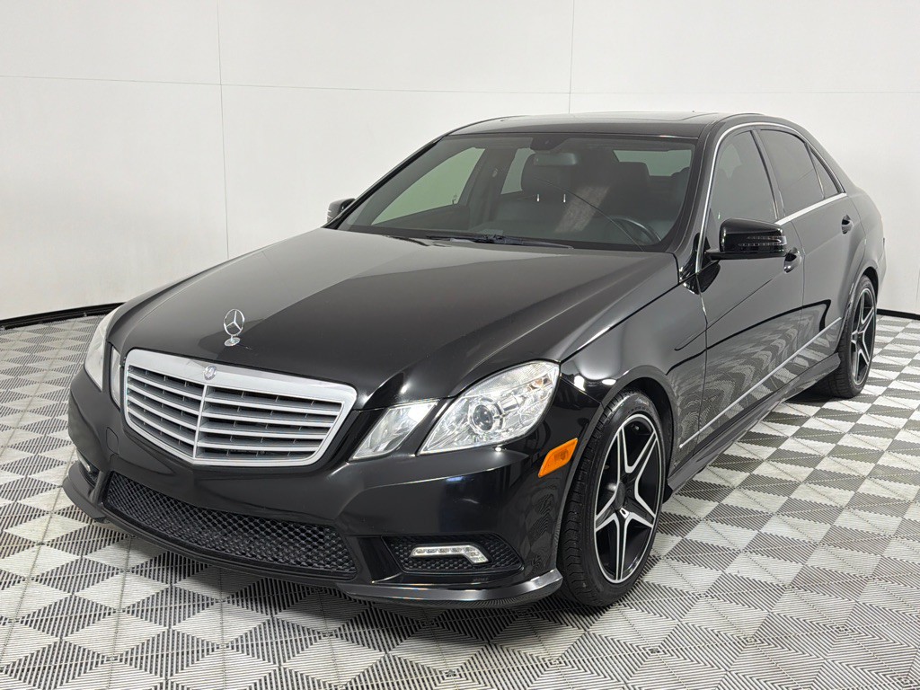 2011 Mercedes-Benz E-Class Image 10