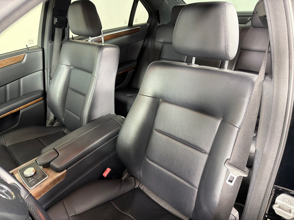 2011 Mercedes-Benz E-Class Image 13