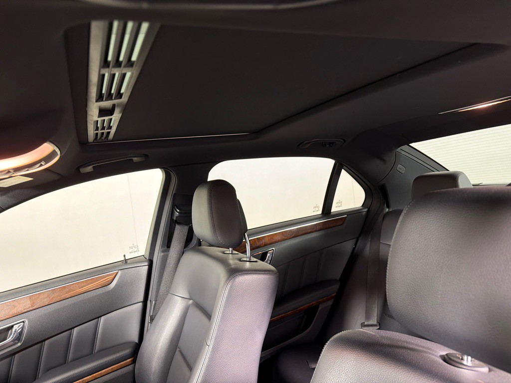 2011 Mercedes-Benz E-Class Image 14