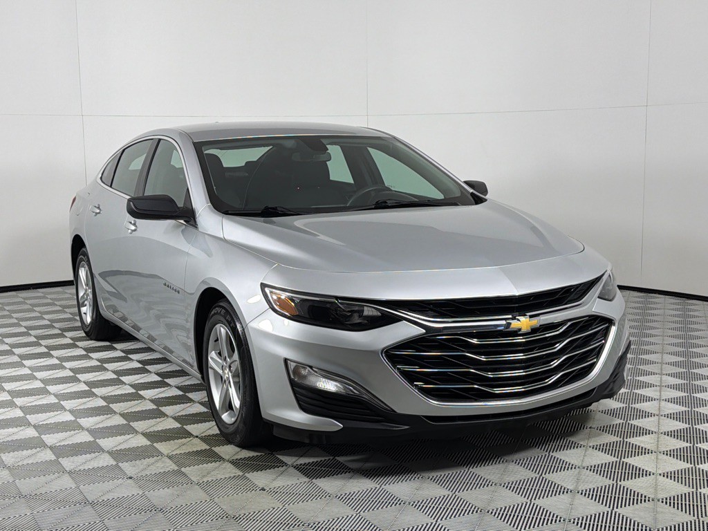2019 Chevrolet Malibu Image 3