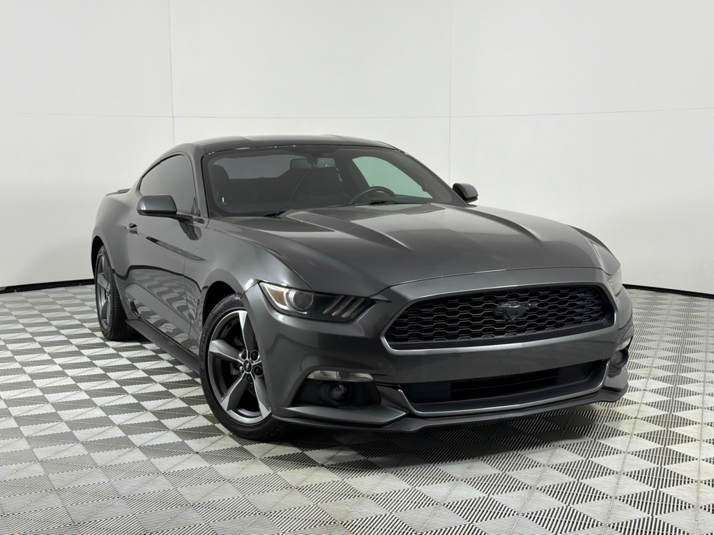 2015 Ford Mustang Image 2