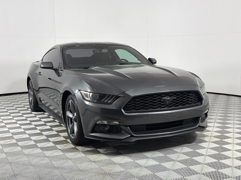 2015 Ford Mustang Image 3