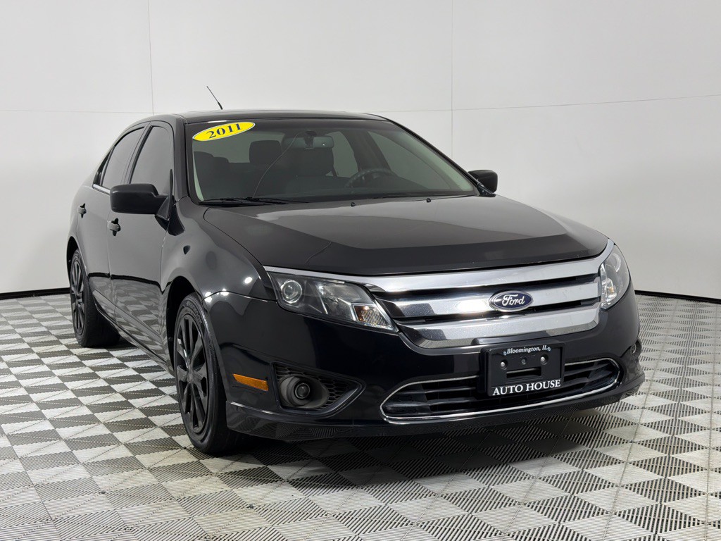 2011 Ford Fusion Image 3